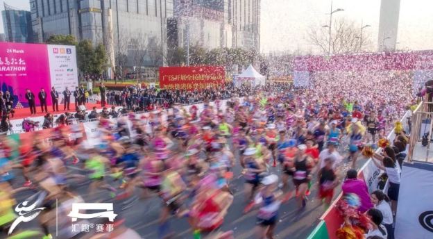 视频丨心在一起我们就在一起!《鸿蒙星光盛典》用特别的方式与您温暖相约开云体育- 开云体育官方网站- 开云体育APP 最新2025