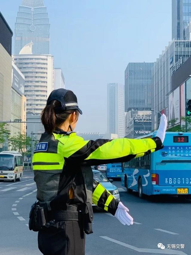 硬核!无锡交警铁骑勤务一周年!