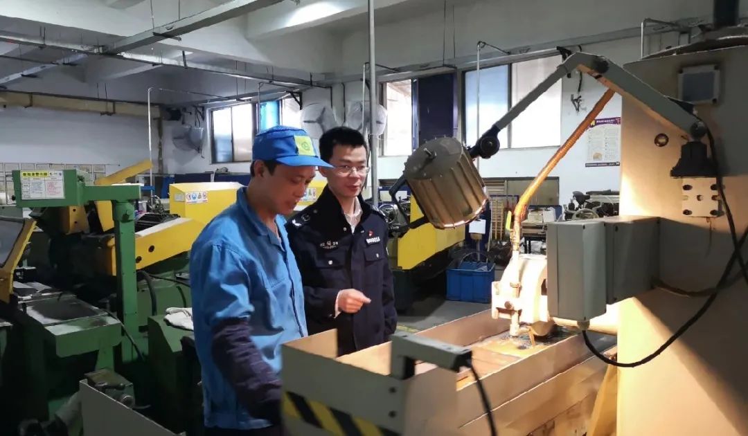 唐西生王选陈厚群季国标吴中如许健民林华蒋新松陈德仁吴中伟文体类